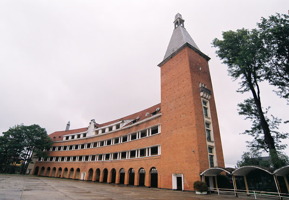 Inside Da Lat Pedagogical College . A Curved Red-Brick Masterpiece In Vietnam’s Misty Highlands