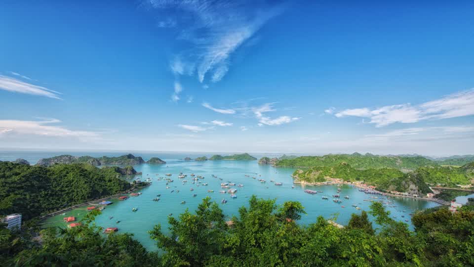 Why Young Vietnamese Travelers Choose Cat Ba Over Ha Long Cruises