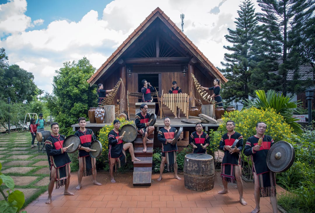Coffee, Cathedrals, and Clouds, The Addictive Route Through Vietnam’s Central Highlands