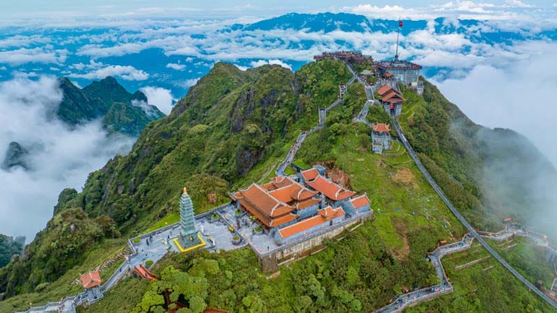 The Stone Plateau and the Roof of Indochina, Why This 5-Day Loop Is the Ultimate Northern Adventure